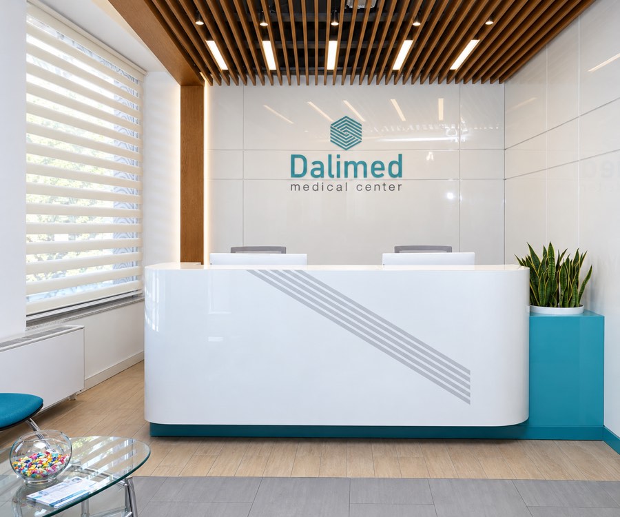 Стеклянные перегородки медицинского центра Dalimed